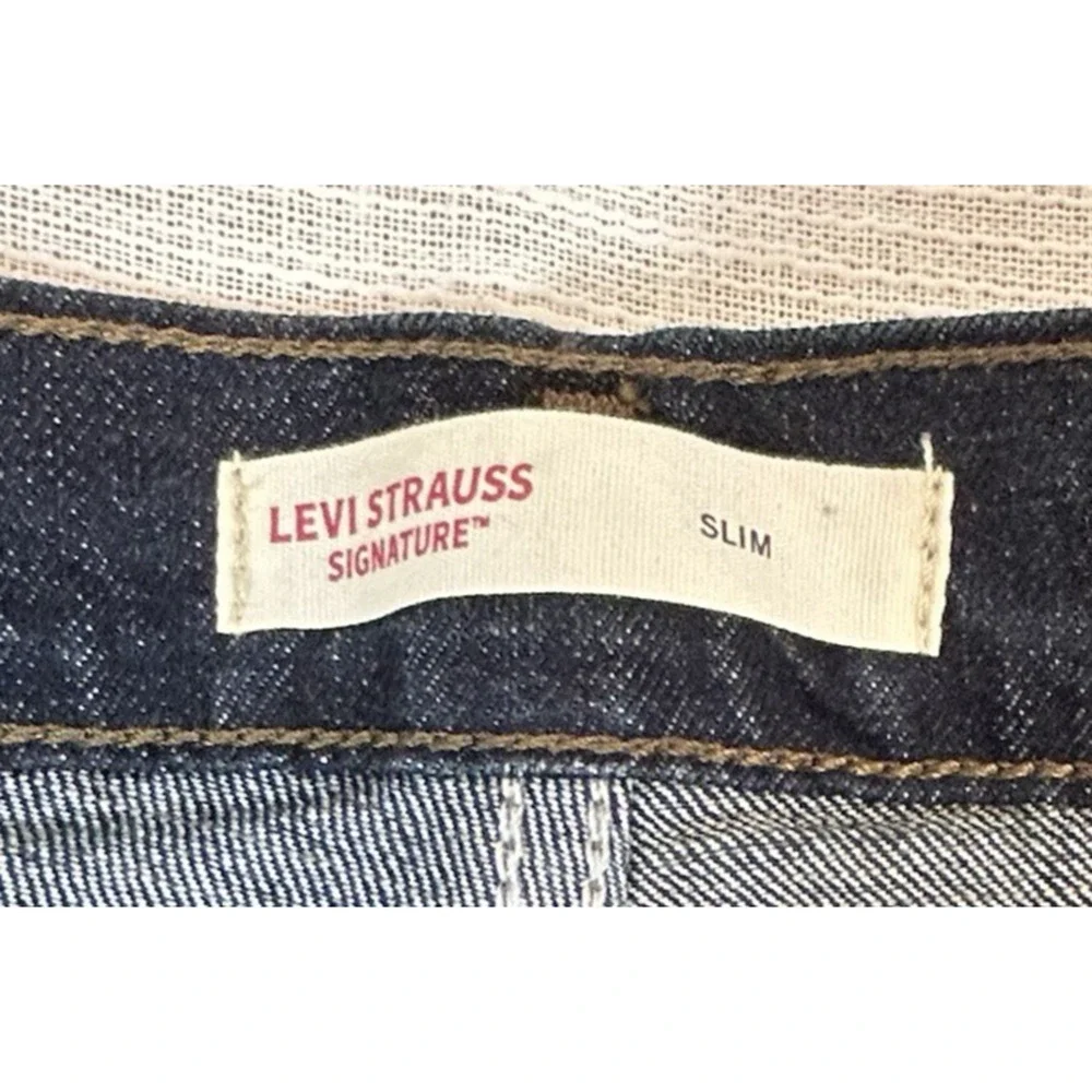 Signature Levi Strauss‎ & Co Men's Slim Fit Jeans Sz 38x30 Blue Denim Pants